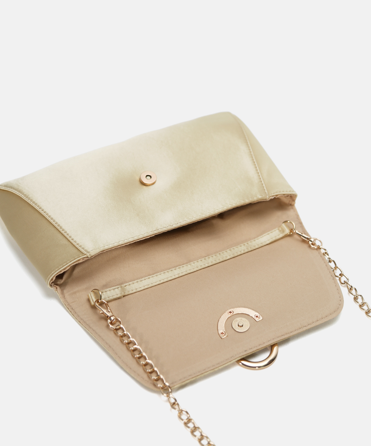 Mala fecho met&aacute;lico image number null